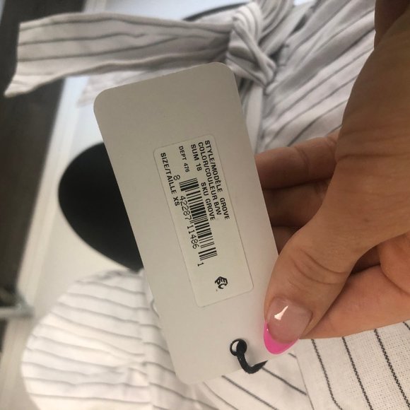 Saylor Grove Top XS - Picture 2 of 7